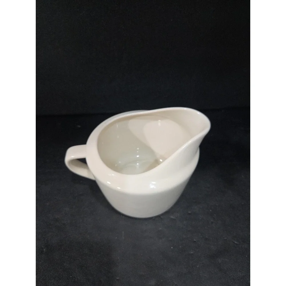 Real Simple White Creamer Pitcher, Sturdy Gravy‎ Sauce Pitcher, Butter Pitcher
